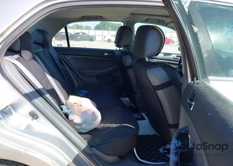 2006 Honda Accord 3.0 Ex z USA, uszkodzony, nr VIN 1HGCM66576A053368